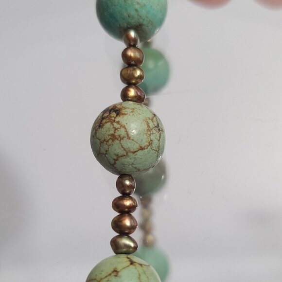 green turquoise beaded necklace w black freshwater pearls and gold filled clasp - Picture 8 of 11